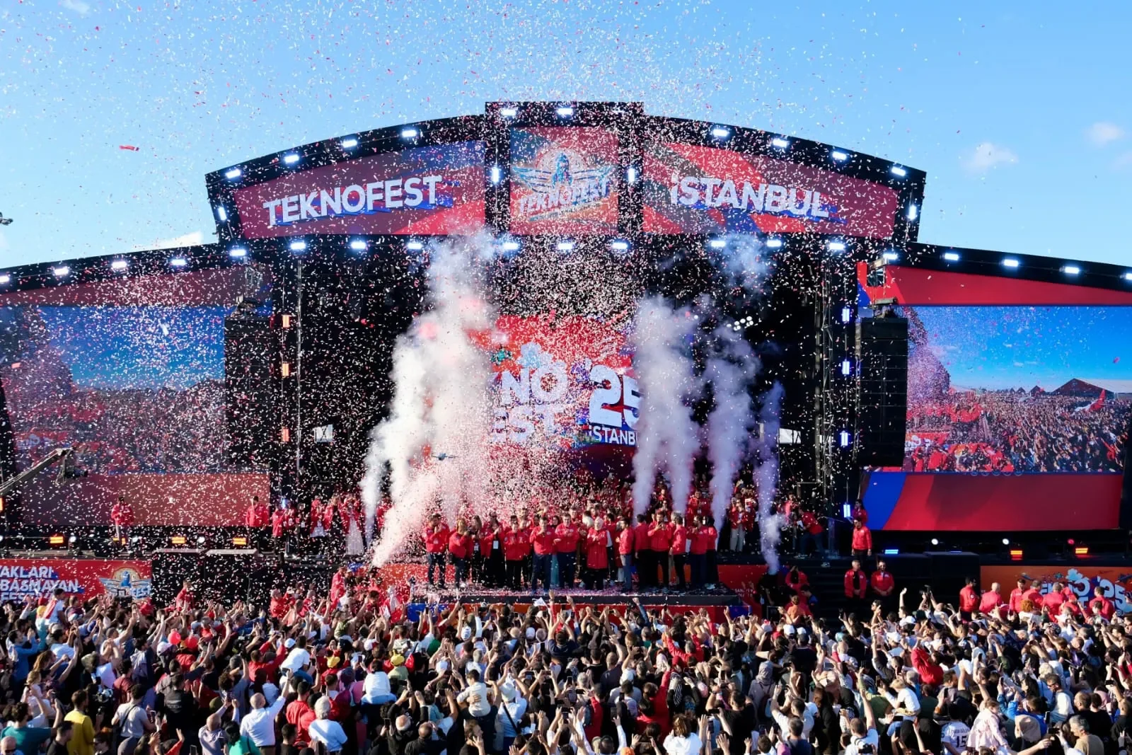 TÜBİTAK, TEKNOFEST İstanbul’da 12 çadırla yer aldı