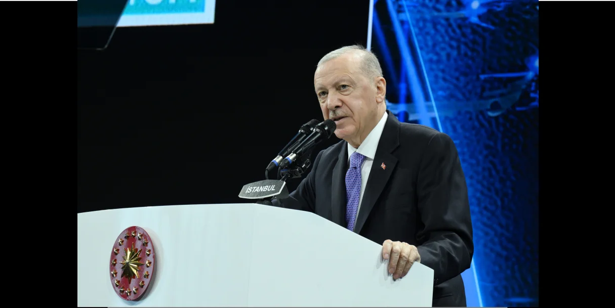 İstanbul Havalimanı'nın dördüncü ana pisti hizmete alındı