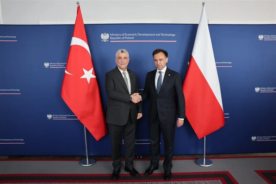 Polonya ile ticarette 15 milyar dolar hedefi