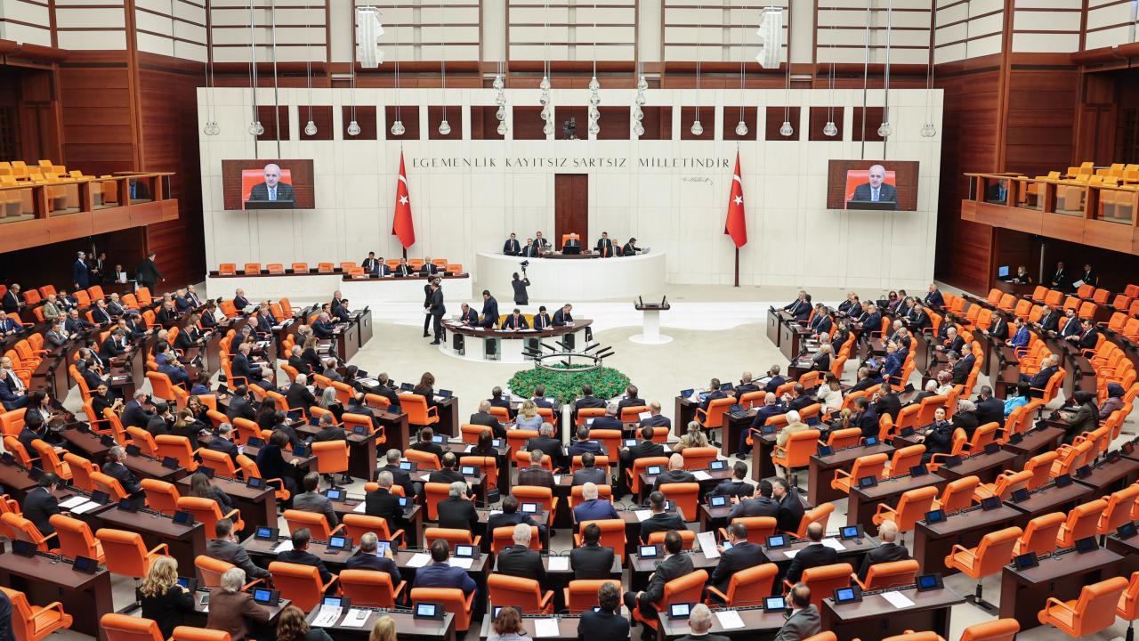 Meclis'te Bütçe Maratonu ve Kızılay Kanunu Teklifi Görüşmeleri Başlıyor