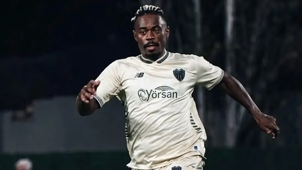 Lincoln Henrique, Bursaspor'un 4-2 Galibiyetinde 1 Gol, 3 Asist ve Kırmızı Kartla Öne Çıktı