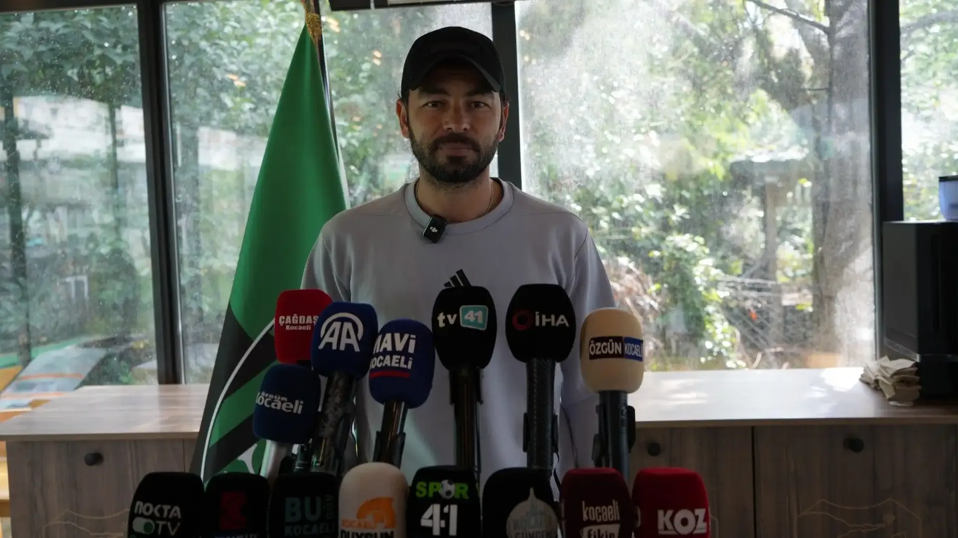 Kocaelispor Teknik Direktörü Selçuk İnan, Göztepe Maçına Hazırlık ve Takım Performansını Değerlendirdi