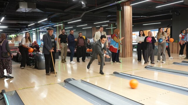 Gazipaşa’da 6580 Yaş Aralığındaki Vatandaşlara Sanat ve Bowling Etkinliği