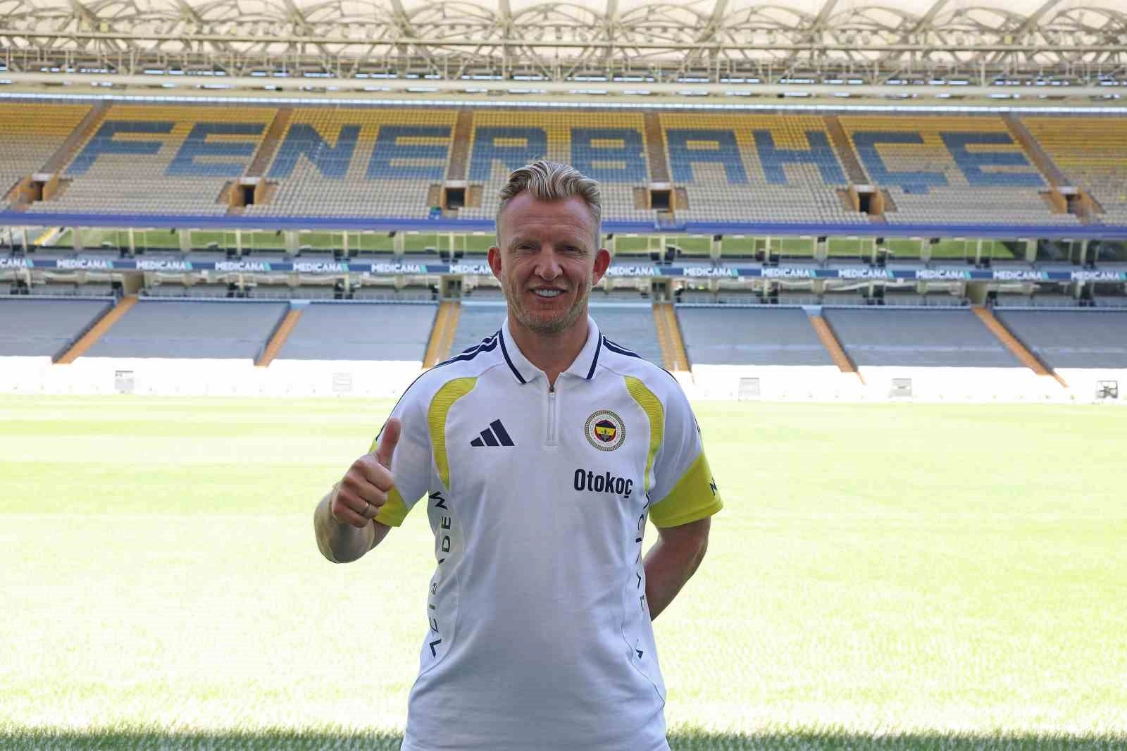 Fenerbahçe'de İsmail Kartal Ayrıldı, Dirk Kuyt Geçici Teknik Direktör Oldu