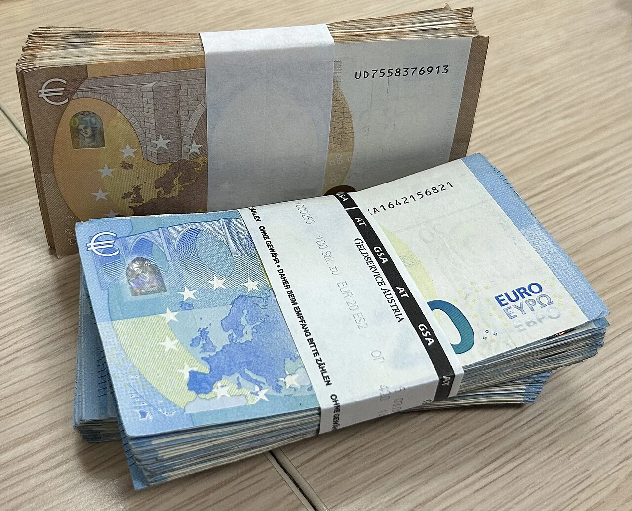 Temsili: 24 Ağustos 2026 döviz bülteni: dolar 48,0788, euro 56,0948 TL