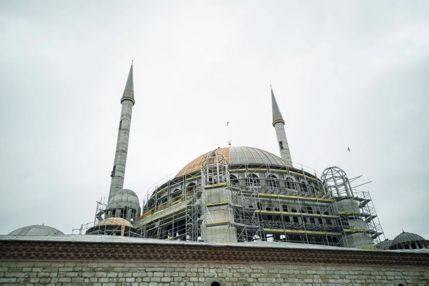 Temsili: Karaköy’de tarihî cami kütüphaneyle birlikte yeniden yapılıyor
