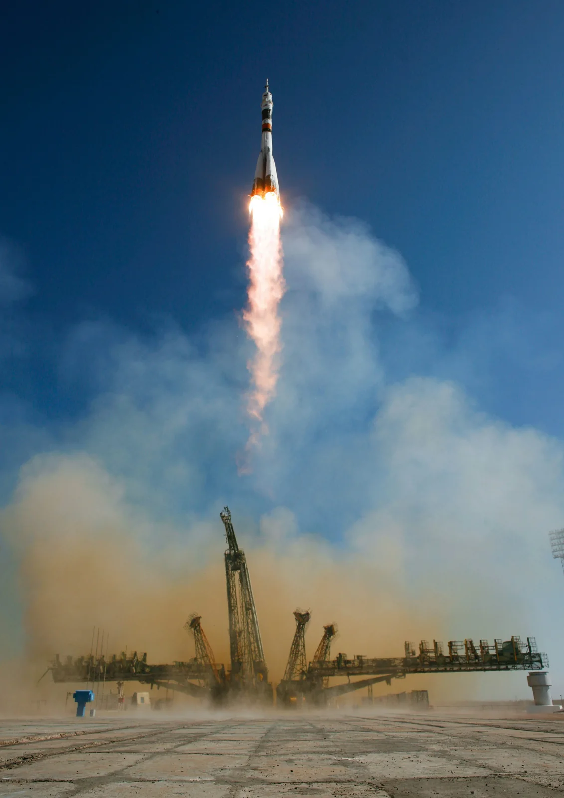 Temsili: Soyuz MS-28 ekibi uzay istasyonuna ulaştı