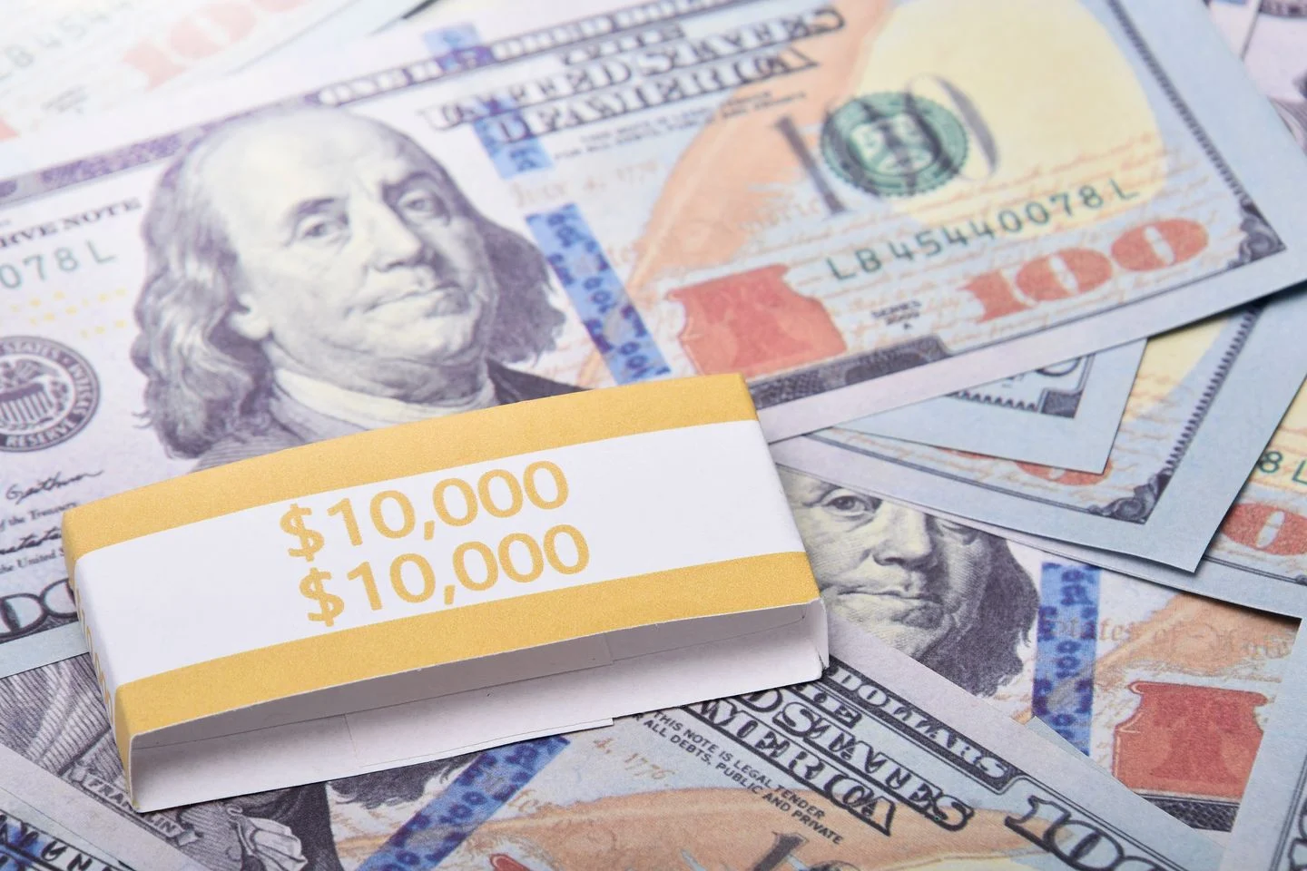 Temsili: 2 Mart 2026 döviz bülteni: dolar 43,9640, euro 51,5665 TL