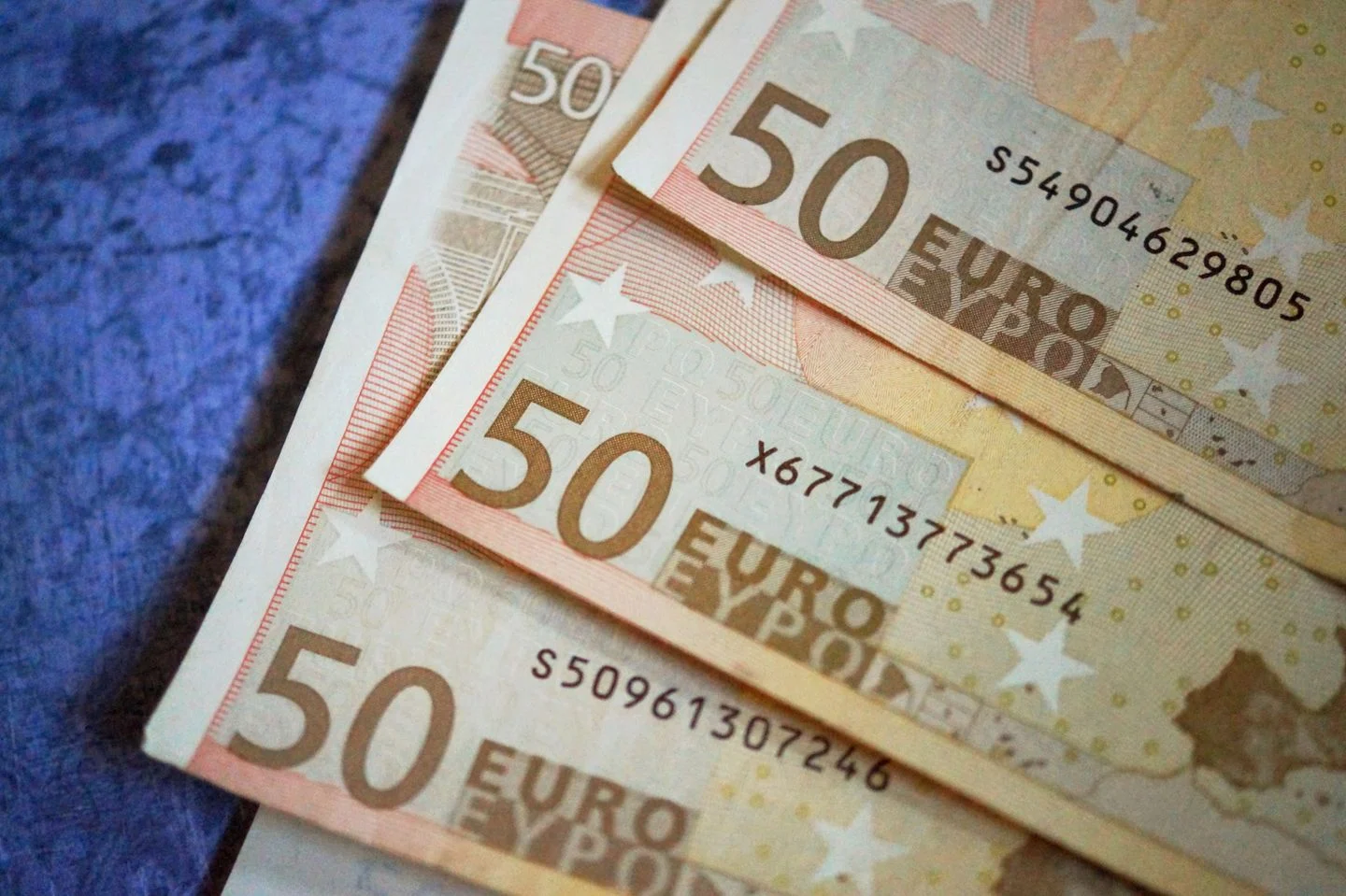 Temsili: 12 Ocak 2026 döviz bülteni: dolar 43,1385, euro 50,3923 TL