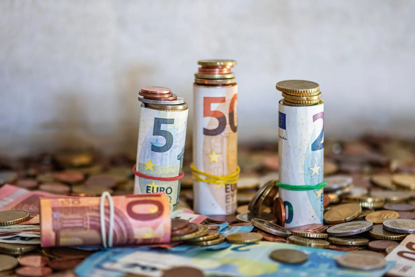 Temsili: 15 Ocak 2026 döviz bülteni: dolar 43,1924, euro 50,2450 TL