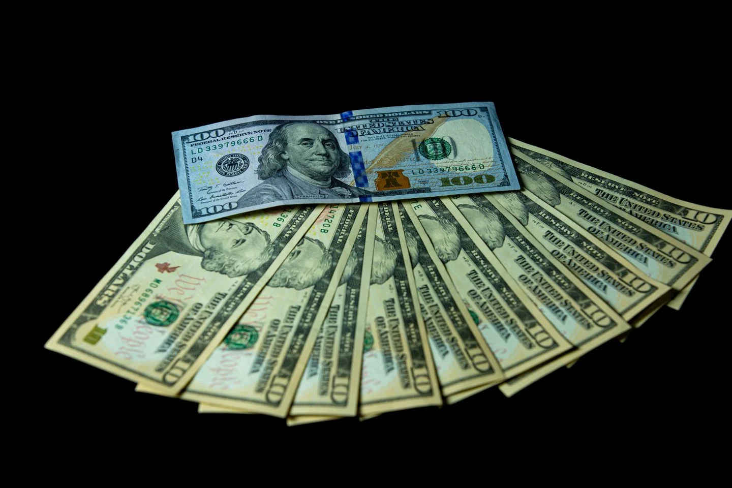 Temsili: 27 Şubat 2026 döviz bülteni: dolar 43,8789, euro 51,7939 TL