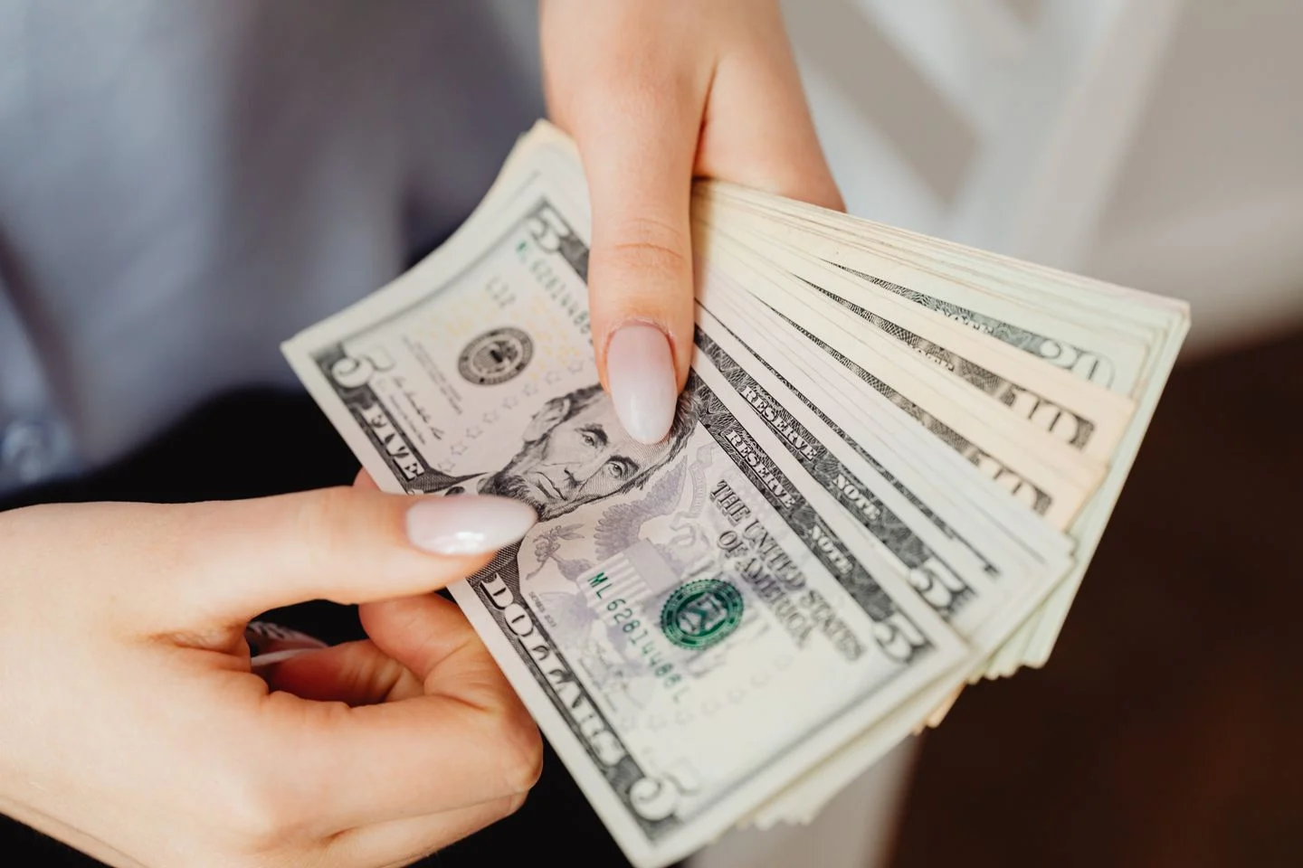 Temsili: 11 Ağustos 2026 döviz bülteni: dolar 47,7364, euro 55,0683 TL