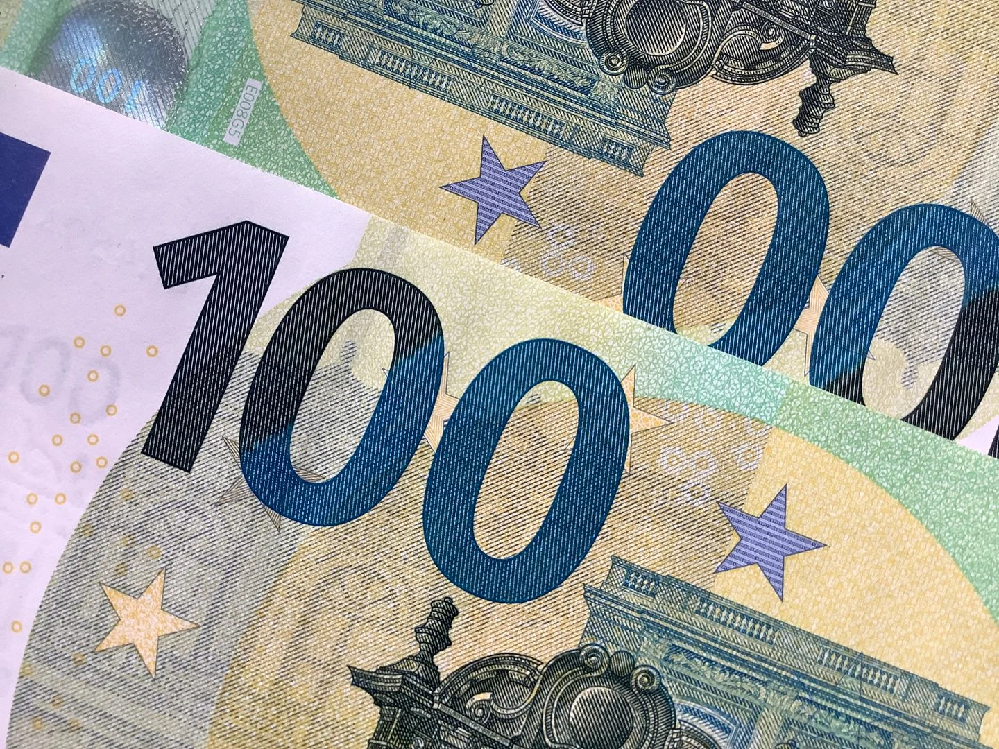 Temsili: 21 Nisan 2026 döviz bülteni: dolar 44,8908, euro 52,8159 TL